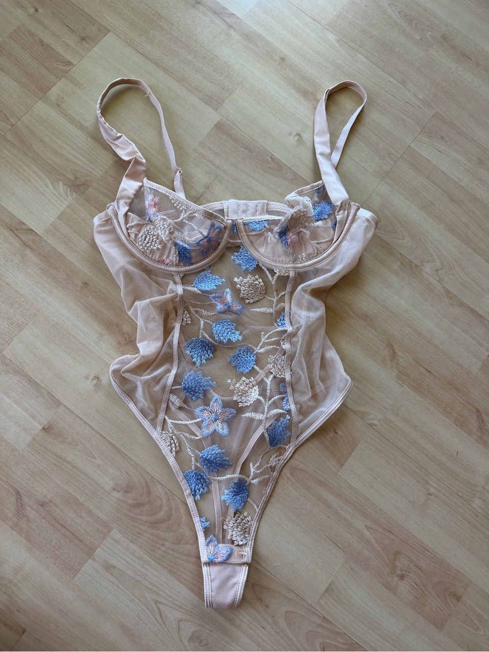 Oh Là Là Chéri Floral Embroidered Mesh Bodysuit Teddy